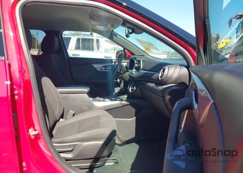 2022 Chevrolet Blazer Fwd 2Lt из США, поврежденный, VIN 3GNKBCR41NS128247